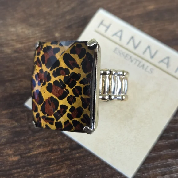 BOGO💖HANNAH Essentials Leopard Print Adjustable Ring - Picture 2 of 4